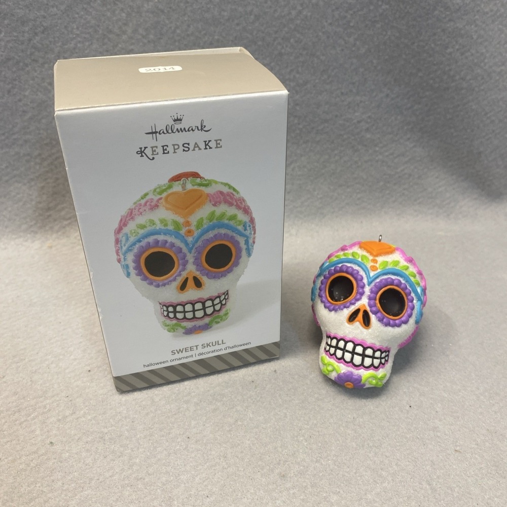 Hallmark SWEET SKULL Day of the Dead Halloween Keepsake Sugar Ornament